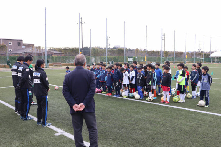 楽しくサッカーの技術を学びました 第3回 Fc岐阜サッカー教室 が開催 マイティーライン